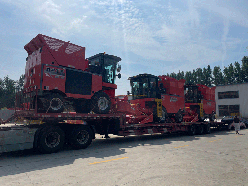 Chế Tác Bằng Sự Tận Tâm, Hướng Đến Khách Hàng! Máy Thu Hoạch Ủ Chua Senrui Đang Được Xếp Hàng Và Giao Đi Với Số Lượng Lớn.